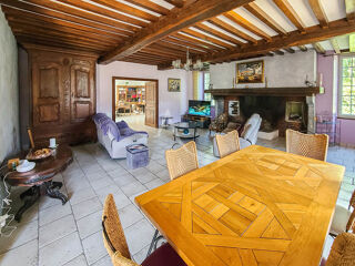  Maison  vendre 7 pices 240 m