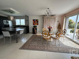  Maison à vendre 8 pièces 148 m²