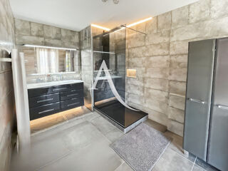  Appartement � vendre 4 pi�ces 129 m�