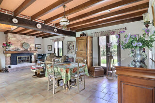  Villa � vendre 6 pi�ces 225 m�