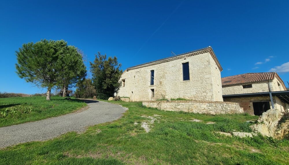 Vente Maison Domaine en pierre du Quercy - 612 m² utiles - 2 hectares - projet de rénovation à reprendre Brassac