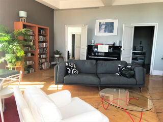  Appartement à louer 3 pièces 85 m²