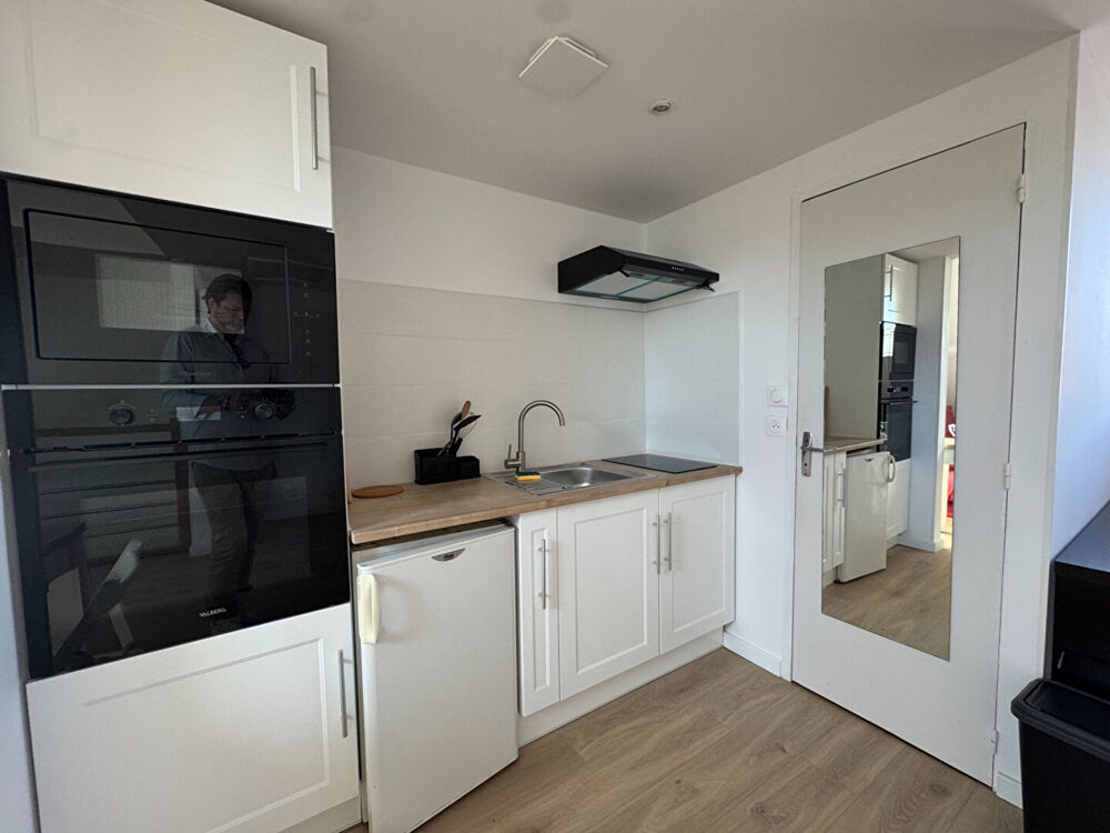 Appartement Valenciennes 1 pièce(s) 27.72 m2 meublé, proximité Lycée du Hainaut