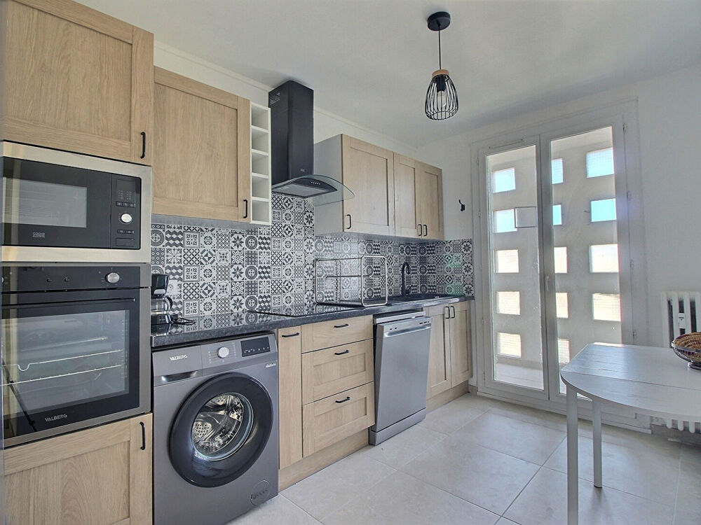 Location Appartement A louer- Avignon - Appartement meublé Avignon 3 pièces de 68.55 m2- secteur Rotondes Avignon