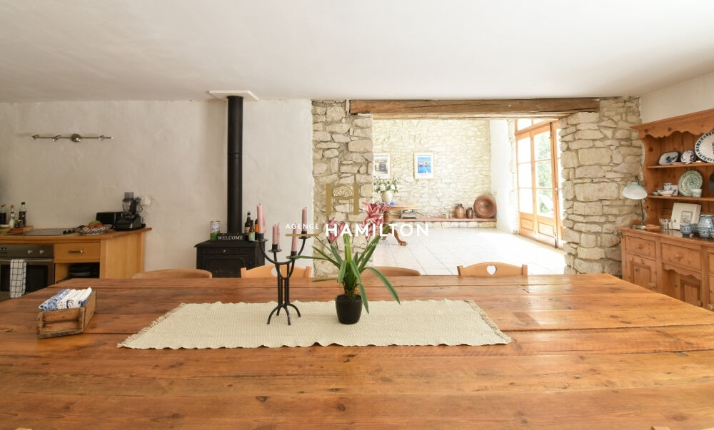 PROPRIETE DE CAMPAGNE DU XIXe SIECLE - PARC, PUITS, FOUR A PAIN, SALLE POLYVALENTE