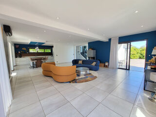  Maison à vendre 6 pièces 210 m²