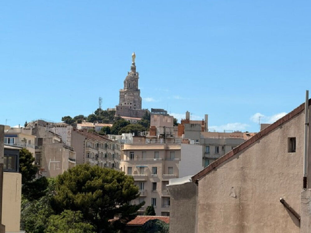 Location Appartement Appartement  3 pièce(s) 72 m² - type 3 Rue Paradis Dernier étage  - Terrasse et Balcon Marseille 8