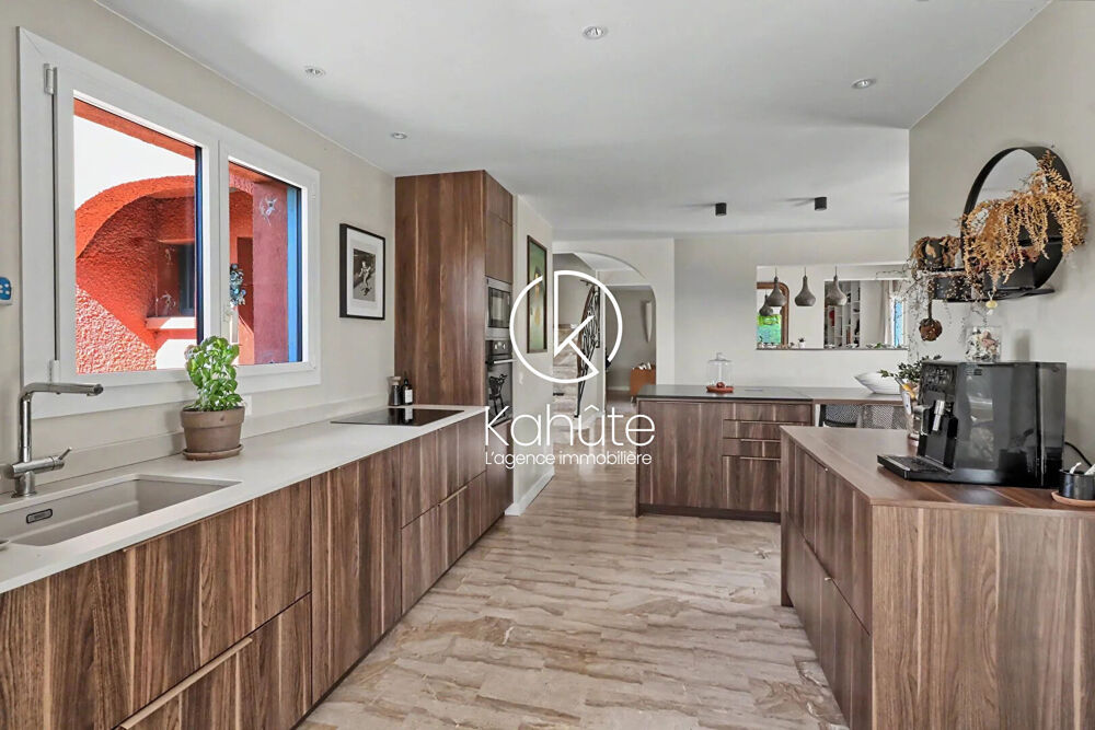 Vente Maison Dardilly Maison familiale rénovée 176 m²  Terrain arboré 1 370 m² Dardilly