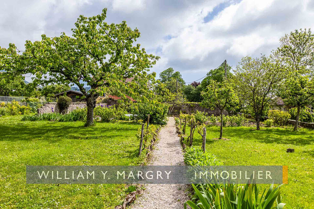 Vente Maison Maison Gex 8 pièce(s) 292 m2 Gex