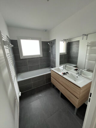  Maison � vendre 4 pi�ces 105 m�