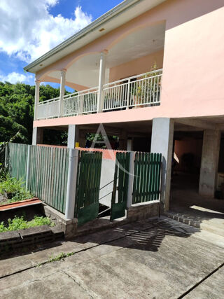  Maison  vendre 4 pices 130 m