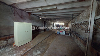  Remise / Grange à vendre 1 pièce 300 m²