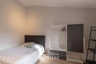  Appartement à louer 4 pièces 50 m²