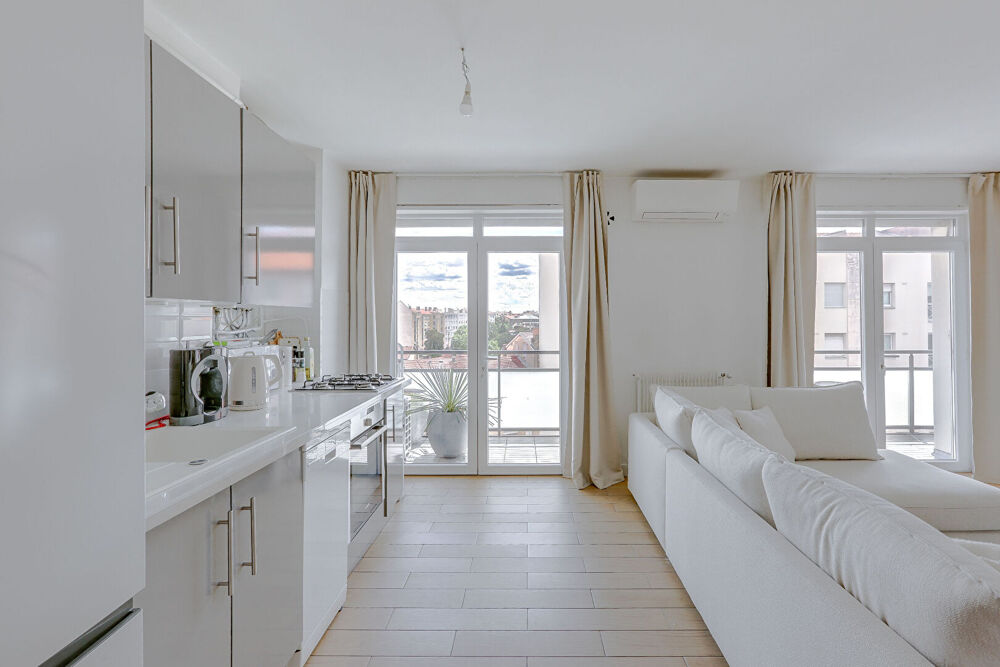 Location Appartement Appartement meublé - LYON 3ème Lyon 3