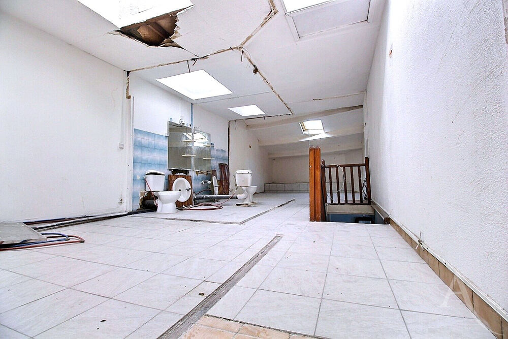 Vente Maison Maison  4  pièce(s) 130 m² fort potentiel Begles