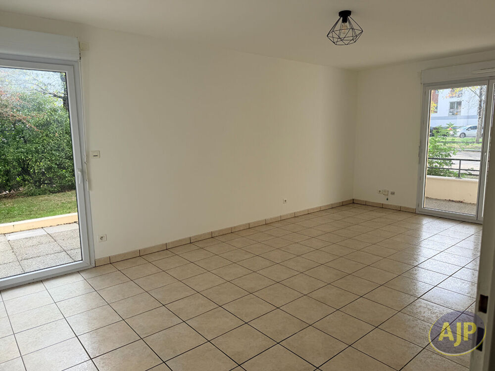 Vente Appartement APPARTEMENT RDC TERRASSE SOLVARDIERE Saint herblain
