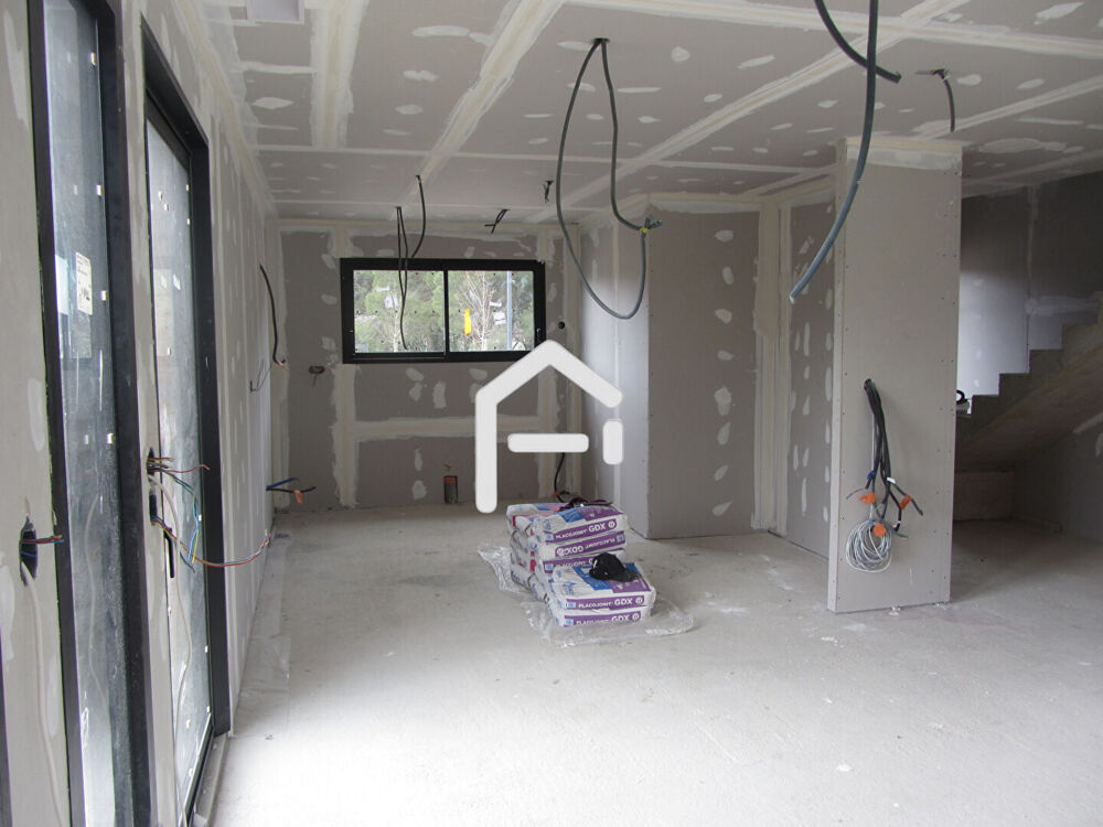 Vente Maison Maison T5 de 124 m2. Vue dégagée plein sud Saint genies bellevue