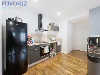  Appartement à louer 3 pièces 74 m²