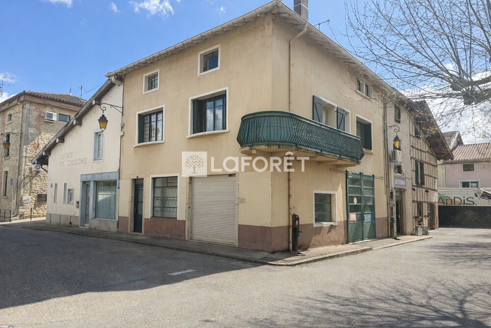 Maison 5 pièces 106 m² · à Montrevel en Bresse · 106 m² · 180 000 €