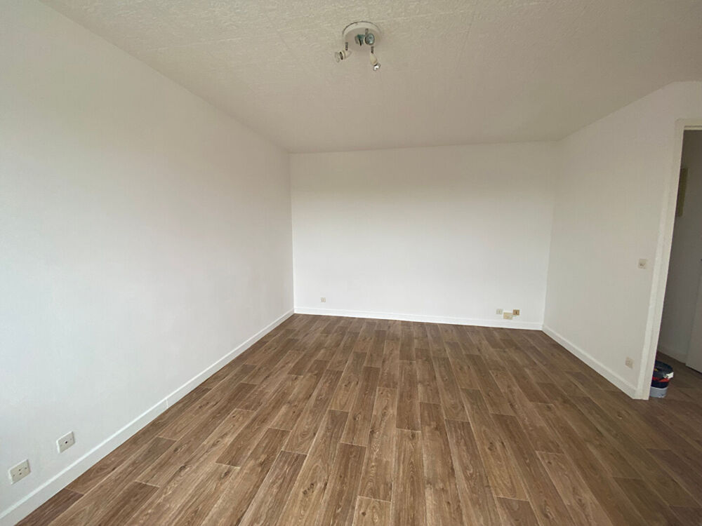 Location Appartement APPARTEMENT CAEN - 2 pièce(s) - 34 m2 Caen