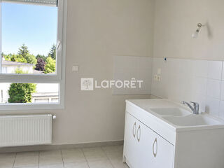  Appartement à louer 3 pièces 78 m²