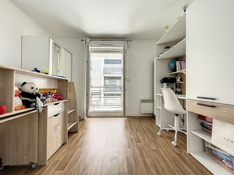  Appartement � louer 3 pi�ces 77 m�