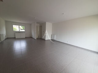  Maison  louer 4 pices 81 m