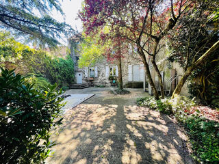  Maison à vendre 11 pièces 294 m²