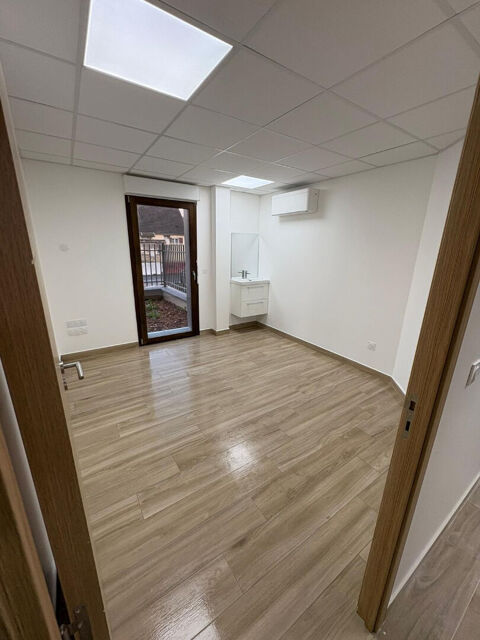   Bureaux Trilport 1 pièce(s) 15 m2 