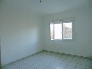  Appartement à louer 3 pièces 47 m²