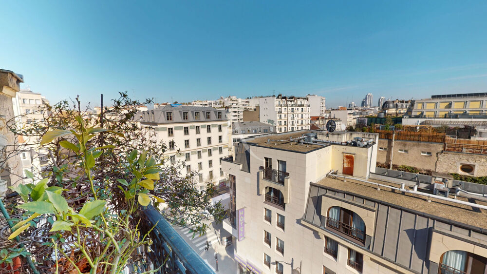 Vente Appartement 2 pièces avec BALCON et vue très dégagée ! Paris 10