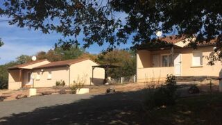 Villa � vendre 15 + pi�ces 778 m�