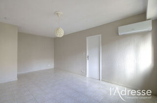  Appartement à louer 2 pièces 44 m²