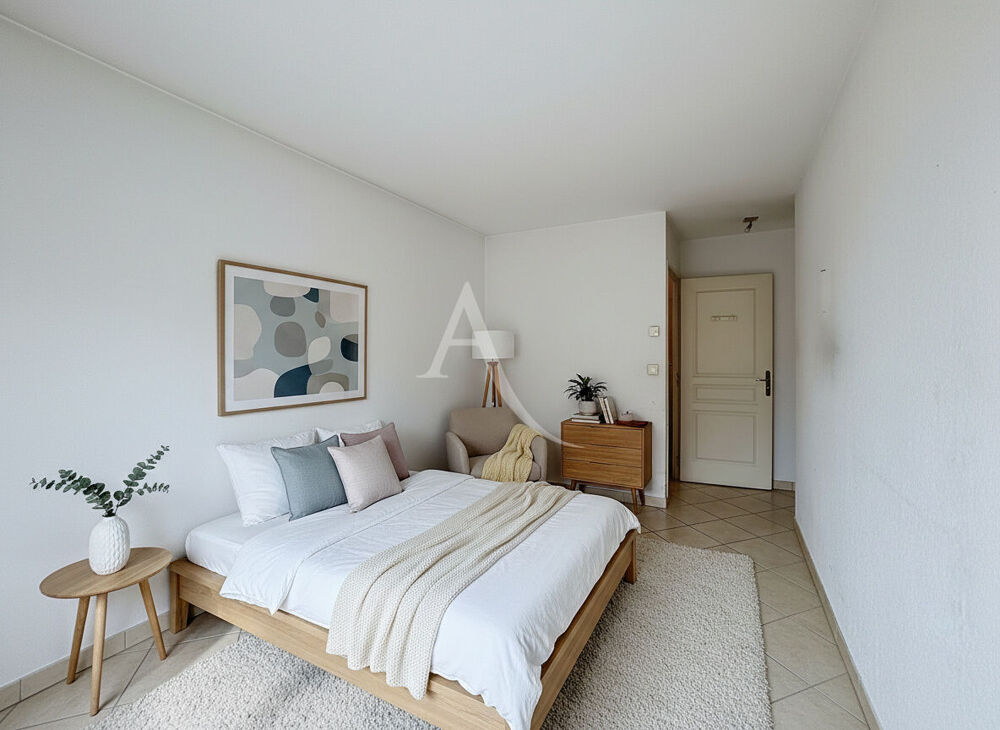 Vente Appartement Appartement Antibes 4 pièces dernier étage- Centre Ville Antibes