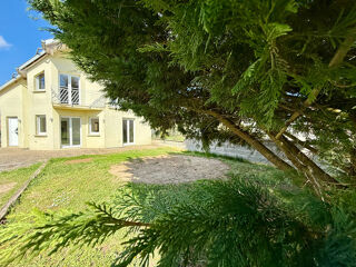  Maison à louer 5 pièces 142 m²