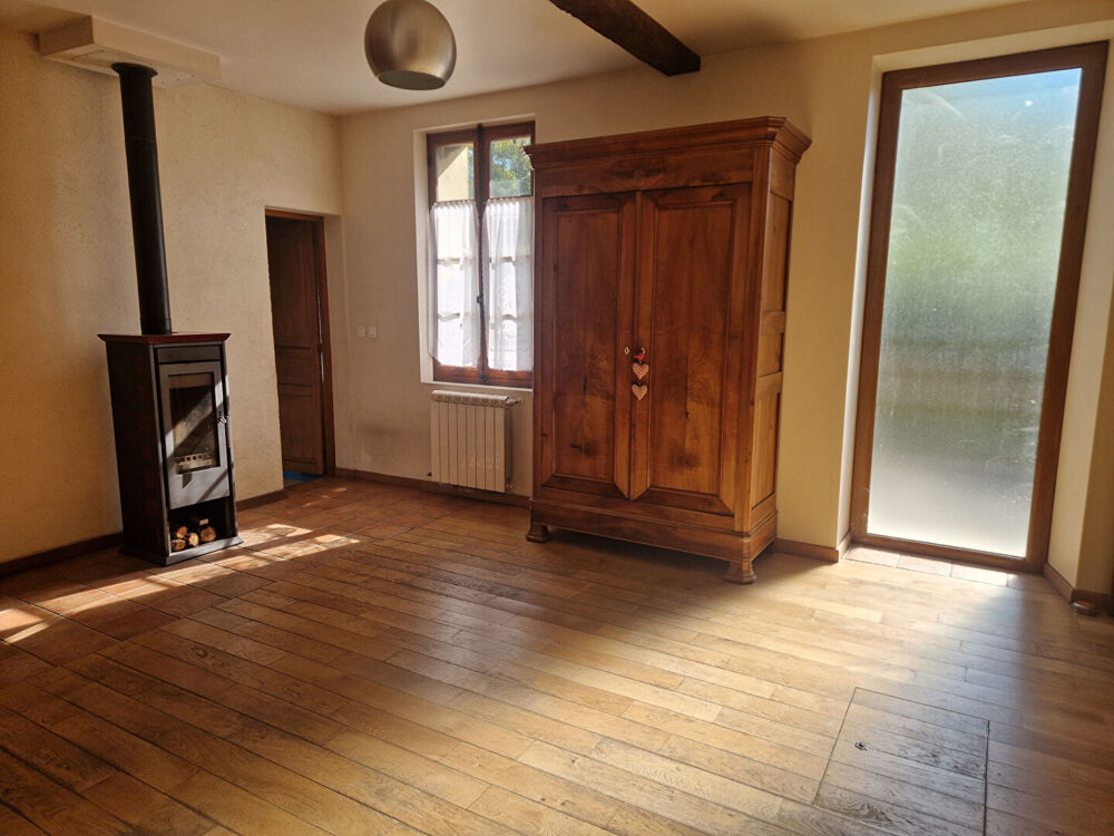 Vente Maison Maison de hameau avec garage et terrain Ganac