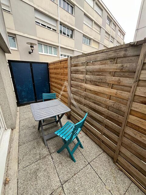  Appartement  louer 1 pice 19 m Nantes