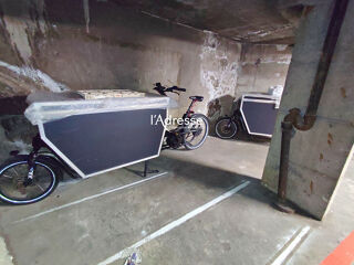  Parking / Garage  vendre 