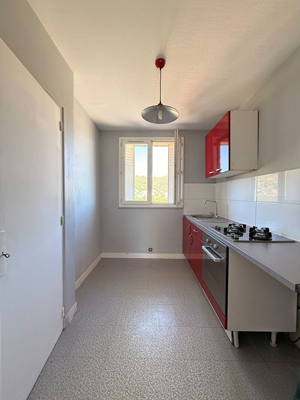 Vente Appartement Appartement au Dernier �tage avec Balcon Le teil