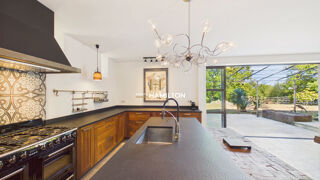  Maison à vendre 9 pièces 255 m²