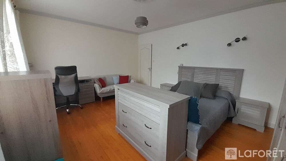 Appartement T5 proche place d'Armes