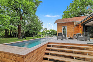  Maison à vendre 6 pièces 230 m²