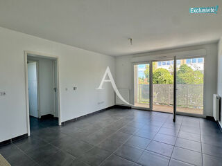Location Appartement LATTES-BOIRARGUES - T2 - 41M2 - 2 EXTÉRIEURS - RÉSIDENCE 2017 - ASCENSEUR - DOUBLE PARKING EN SOUS-SOL. Lattes