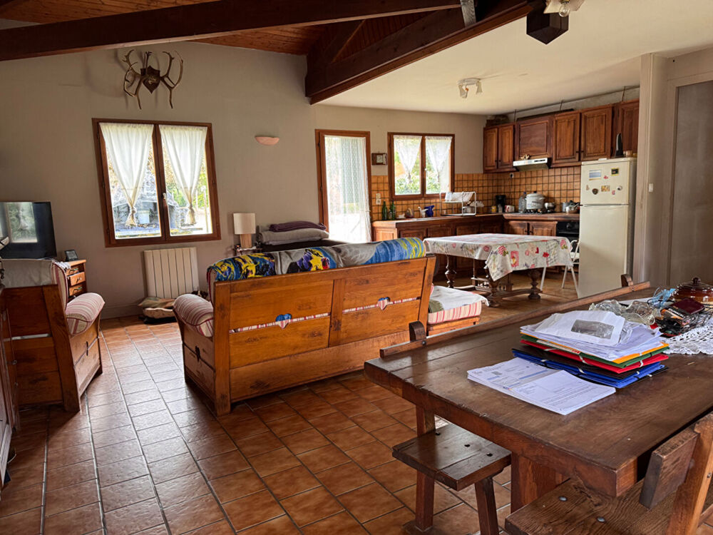 Vente Maison Maison à rénover proche St André de Cubzac sur 2300m2 de terrain Saint andre de cubzac