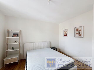  Immeuble à vendre 7 pièces 140 m²
