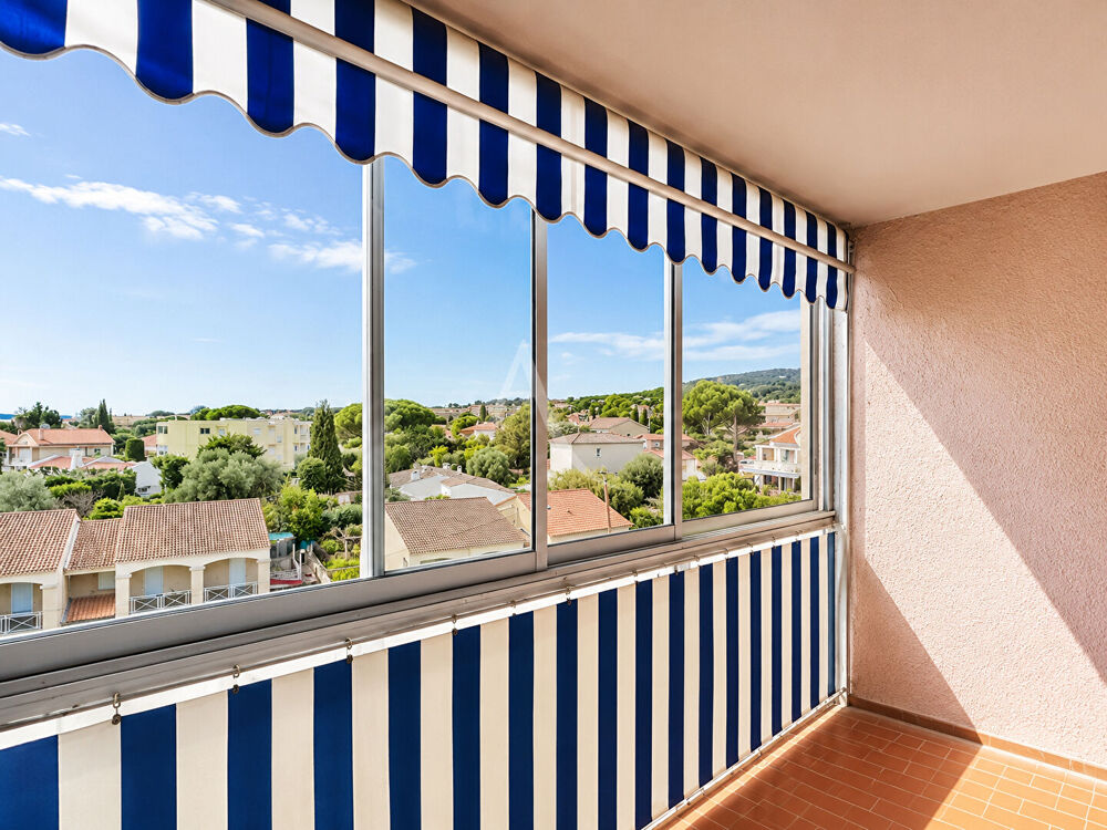 Vente Appartement BANDOL - À PIED DU PORT, DU CENTRE ET DES PLAGES Bandol