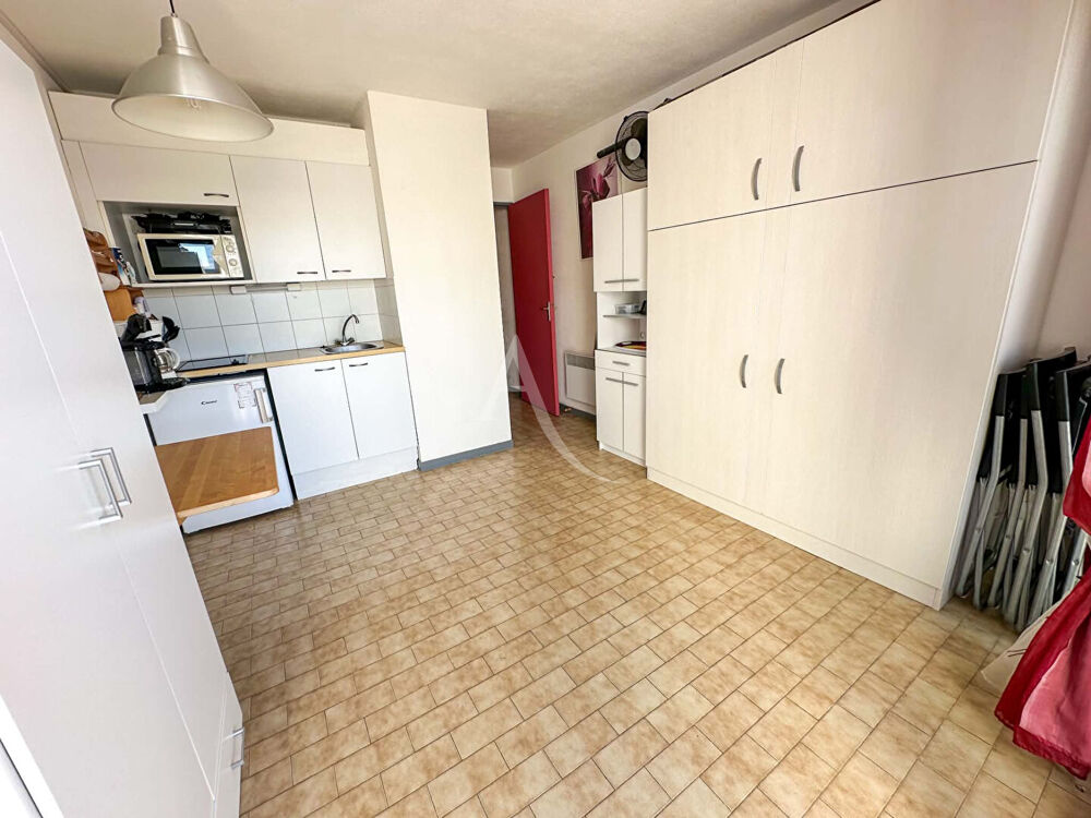 Studio cabine dans résidence avec piscine
