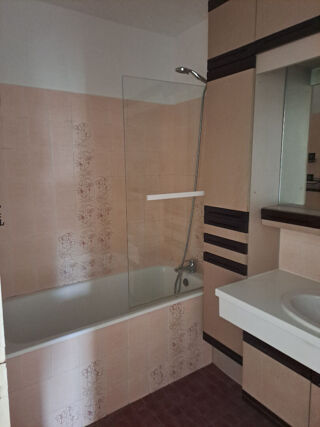  Appartement � louer 4 pi�ces 83 m�