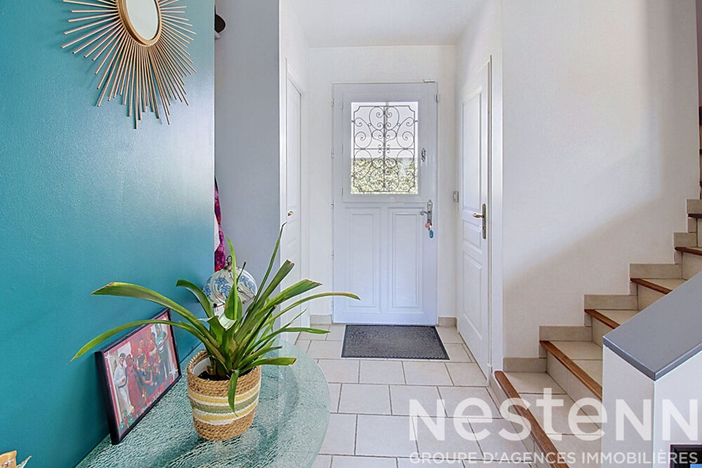 A VENDRE FLAYOSC Maison 3 chambres PISCINE GARAGE sur terrain de 1200 m² clos