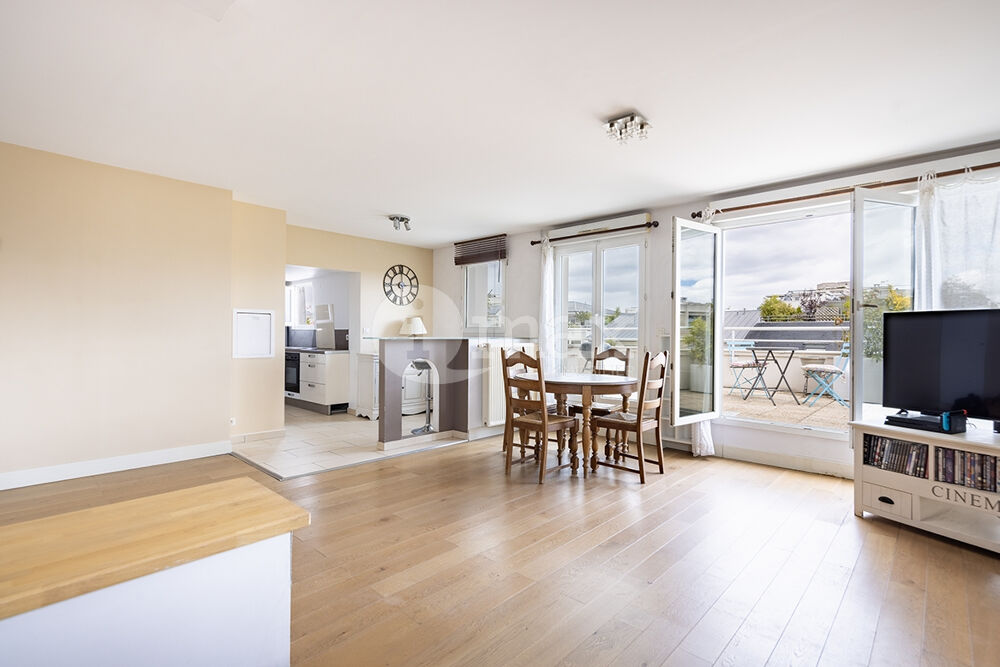 Vente Appartement COURBEVOIE BECON - 5 PIECES 110 m² + TERRASSE 35 m²  + PARKINGS - 945 000  FAI Courbevoie